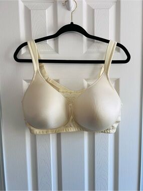 Jodee 42D Lace Mastectomy Bra Ivory Pocketed Wire Free Post Surgical Comfort Bra